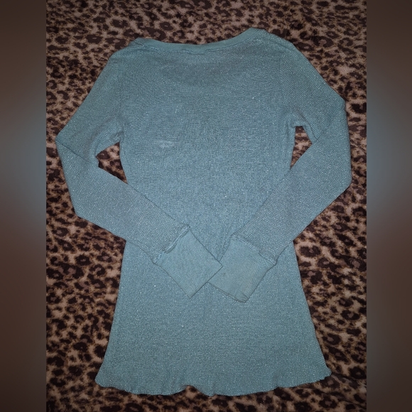 Disney Women's Take Me To Neverland Metallic Thermal Top S - Picture 6 of 11